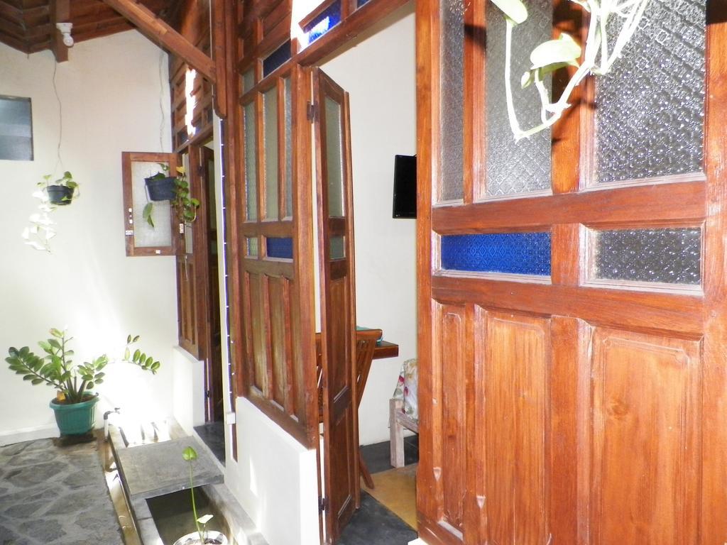Ndalem Timoho Hotel Джокякарта Екстериор снимка