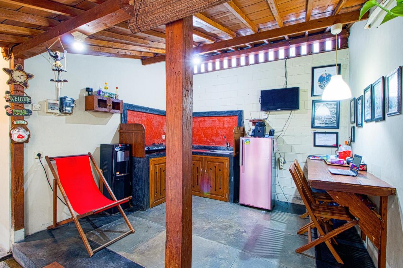 Ndalem Timoho Hotel Джокякарта Екстериор снимка