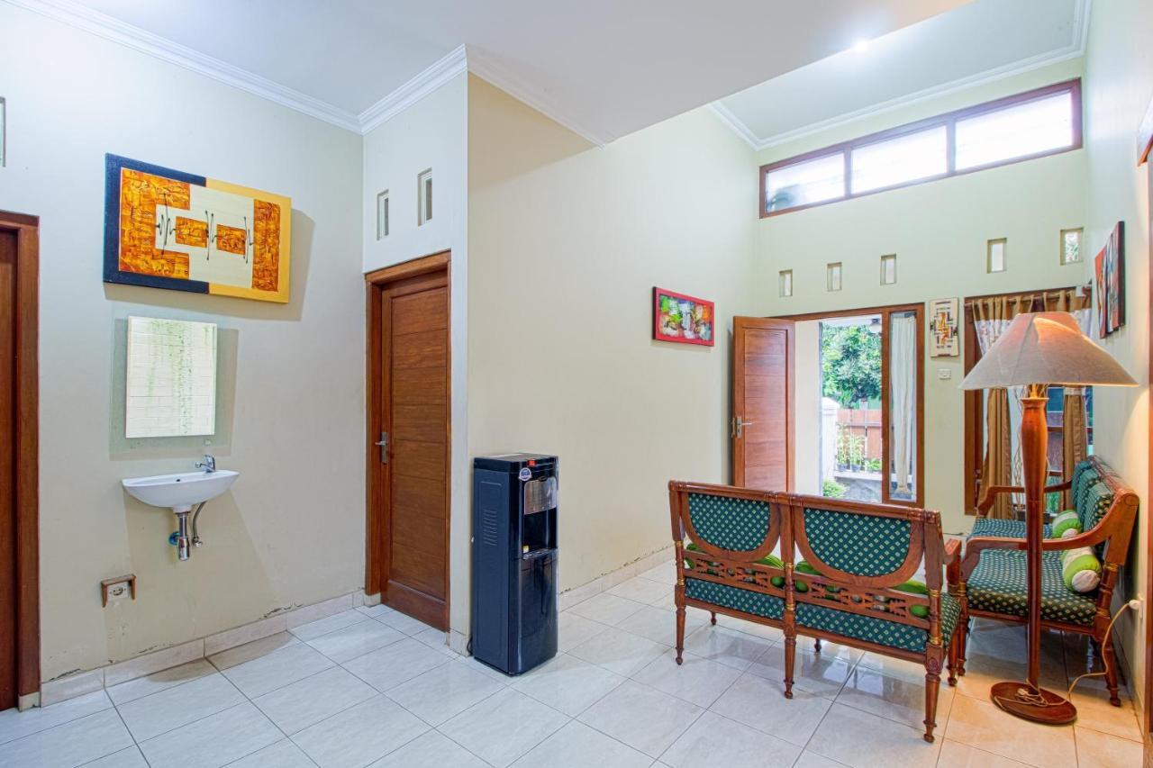 Ndalem Timoho Hotel Джокякарта Екстериор снимка