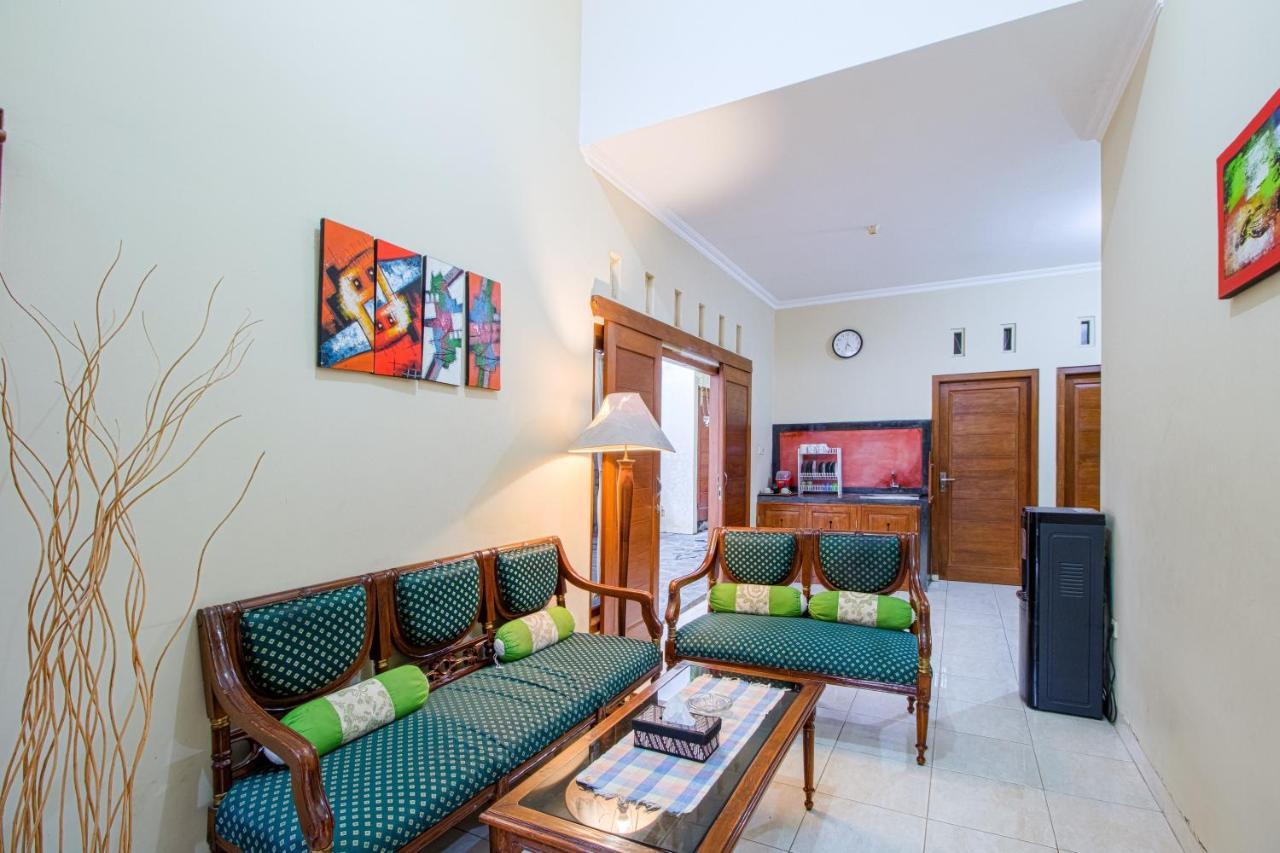 Ndalem Timoho Hotel Джокякарта Екстериор снимка